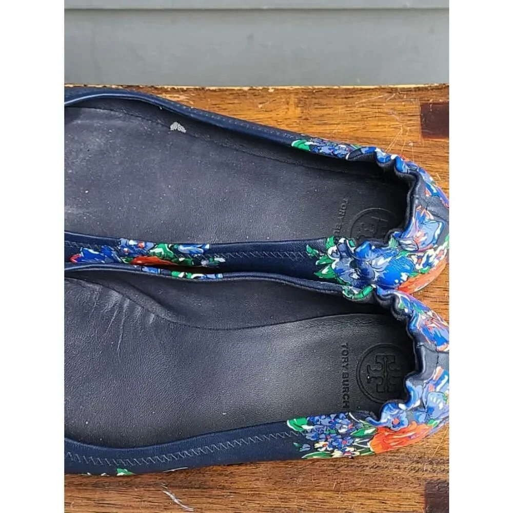 Tory Burch Navy and Red Floral Leather Ballet Flats size 8